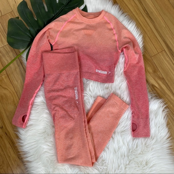 Gymshark Ombre Seamless Coral Peach Set - Picture 4 of 16